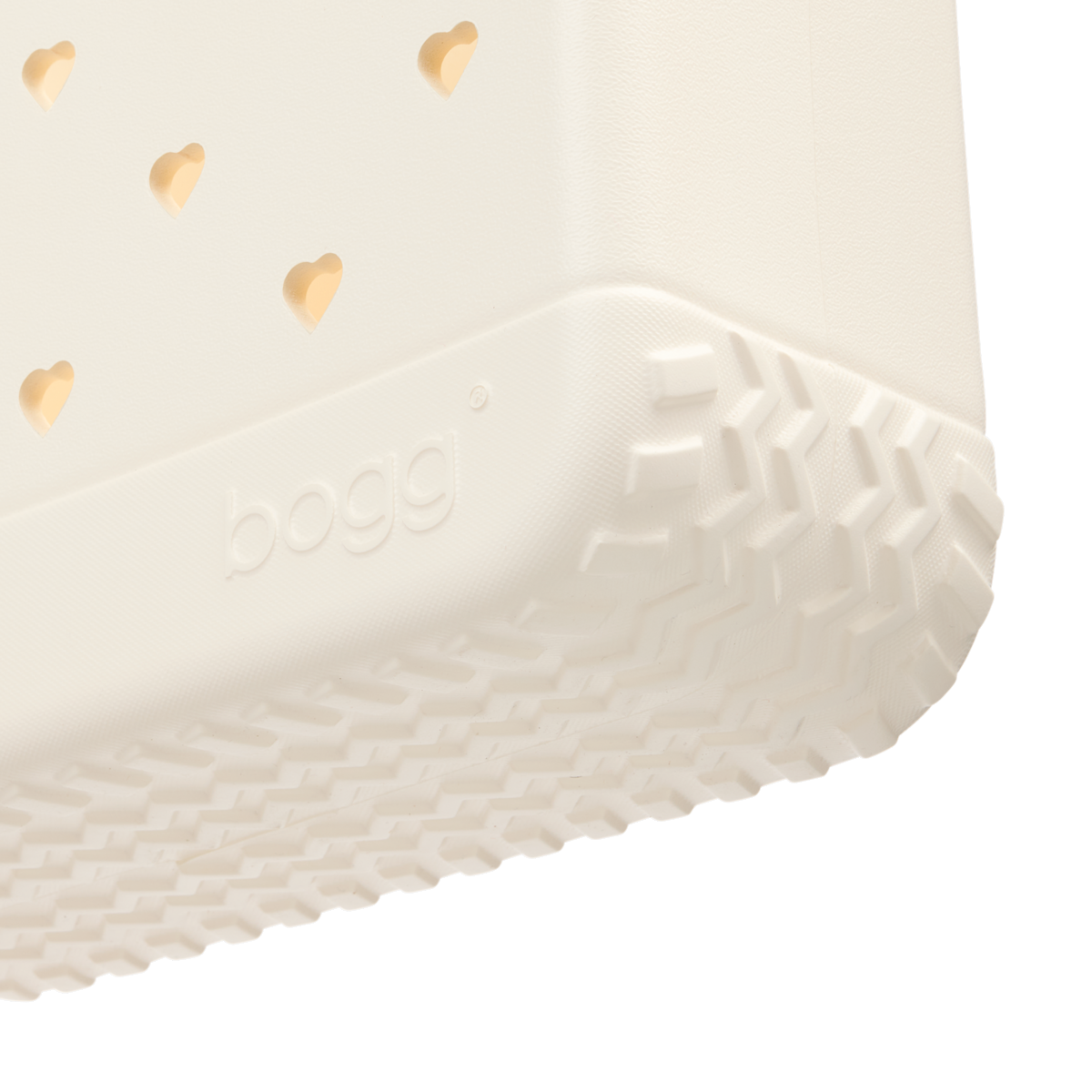 Bitty - Cut Out Heart Coconut D2