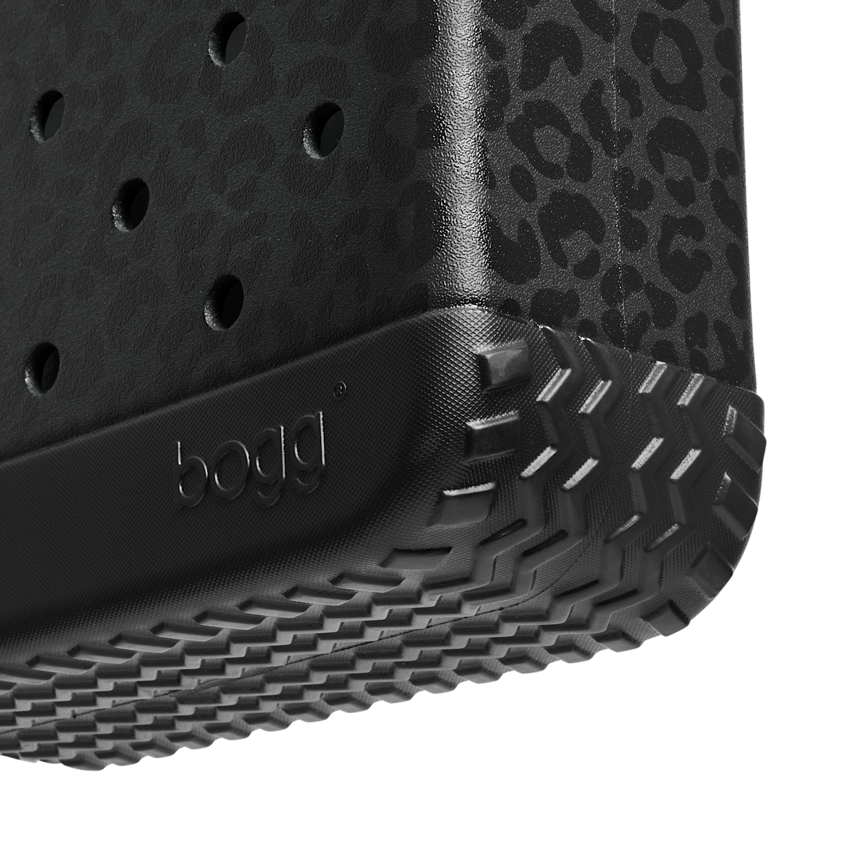Bitty - Onyx Leopard A6