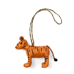 'd & Charmed - Raffia Tiger T5